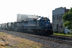 NS 5420 leads train 159 southbound